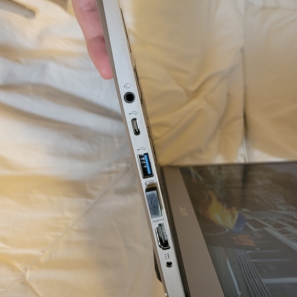 Acer Swift 3 Laptop - Picture 2 of 3